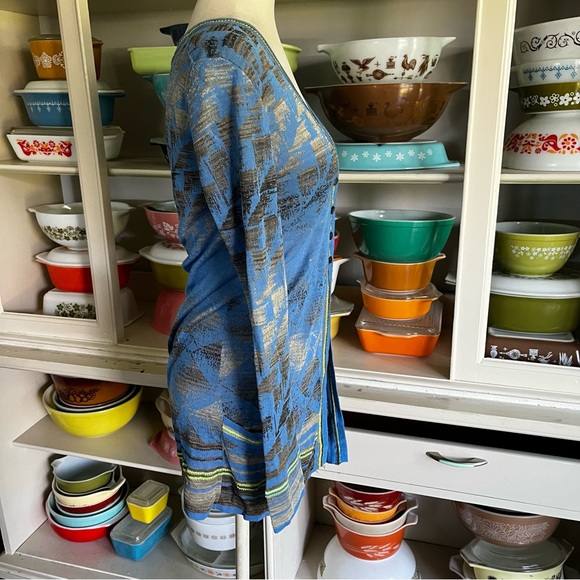 Diktons Barcelona Blue Button-Down Sweater - Size 6 - Picture 7 of 12